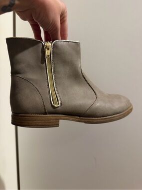 Cat & Jack Taupe Ankle Boots with Gold Zip